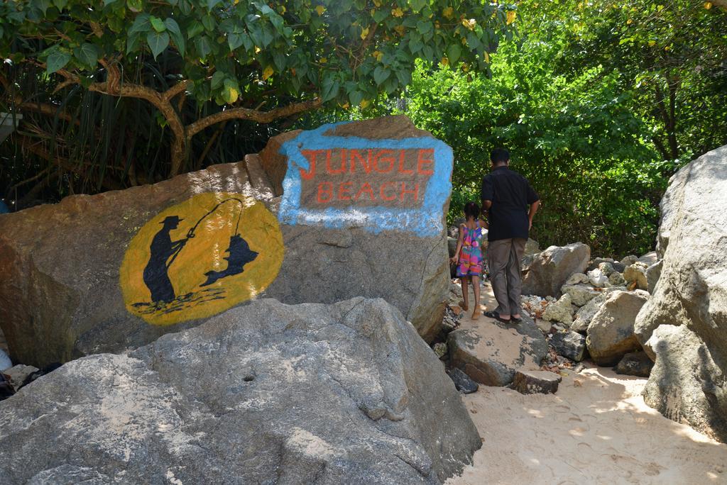 Jungle Beach Hostel Унаватуна Екстер'єр фото